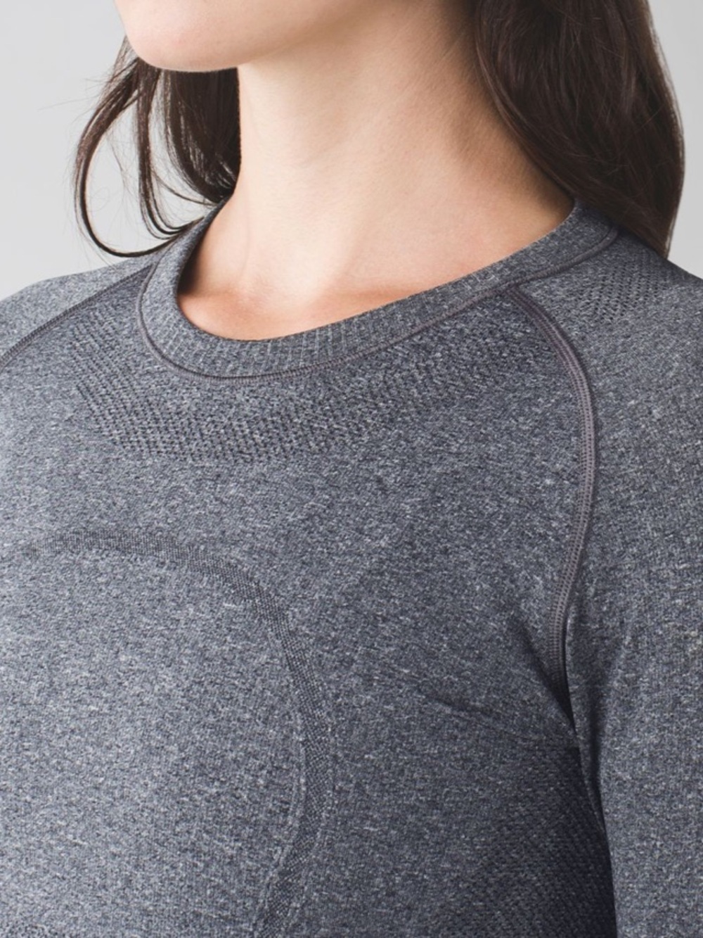Lululemon Swiftly Tech Long Sleeve 4 - Picture 3 of 10